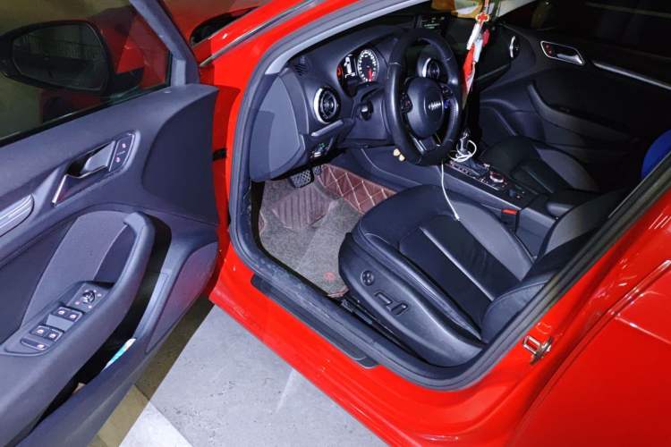 Used Audi A3 2016 Sportback 35 TFSI Style Edition Driver Seat
