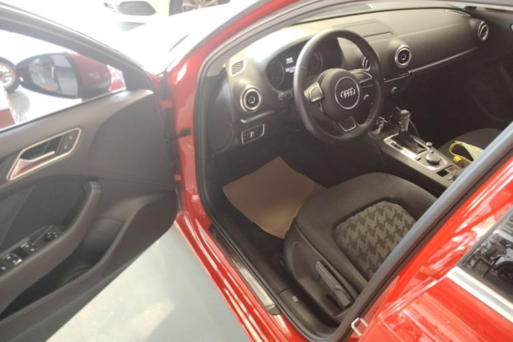 Used Audi A3 2016 Sportback 35 TFSI Ambition Edition Driver Seat