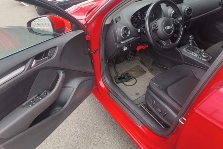 Used Audi A3 2016 Sportback 35 TFSI Ambition Driver Seat