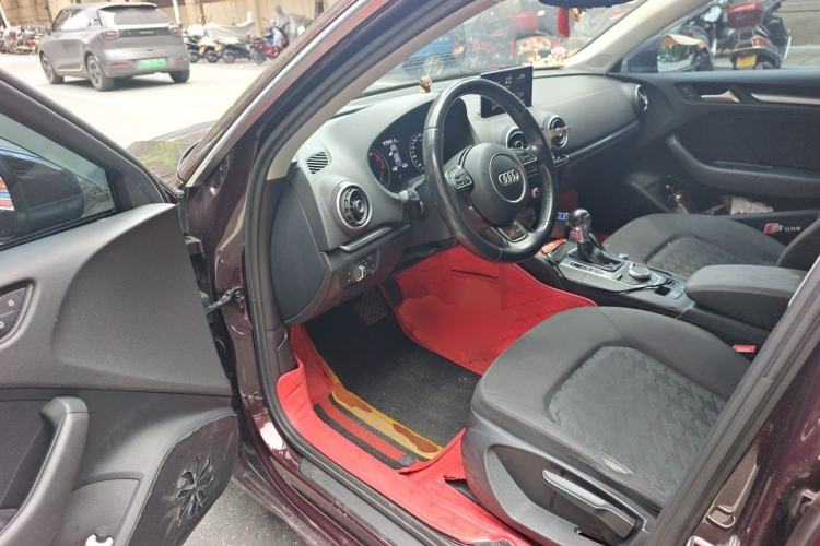 Used Audi A3 2016 Sportback 35 TFSI Ambition Edition Driver Seat