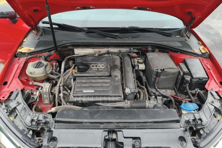 Used Audi A3 2016 Limousine 35 TFSI Style Edition Engine Bay