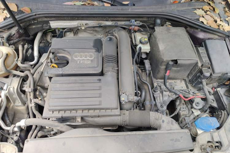 Used Audi A3 2016 Limousine 35 TFSI Prestige Edition Engine Bay