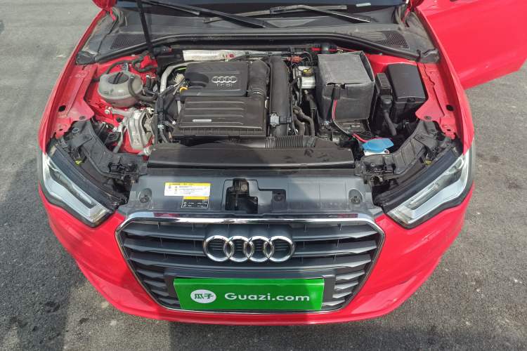 Used Audi A3 2016 Limousine 35 TFSI Style Edition Engine Bay