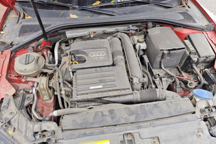 Used Audi A3 2016 Limousine 35 TFSI Style Edition Engine Bay