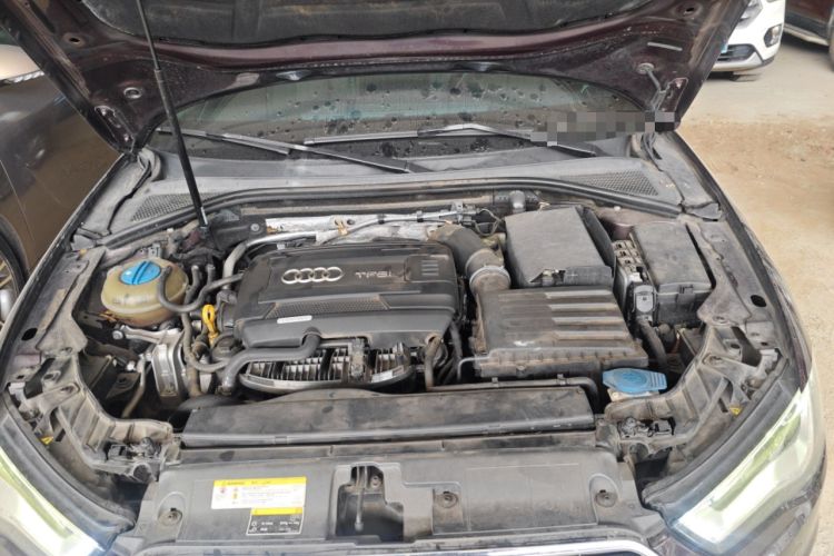 Used Audi A3 2016 Limousine 40 TFSI Style Edition Engine Bay