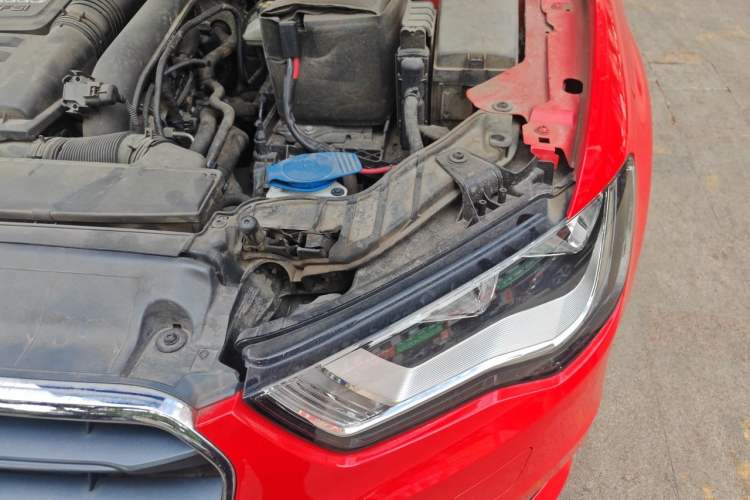 Used Audi A3 2016 Sportback 35 TFSI Ambition Edition Engine Bay Left