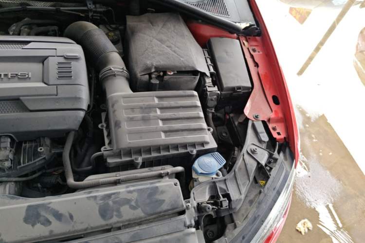 Used Audi A3 2016 Limousine 40 TFSI Style Edition Engine Bay Left