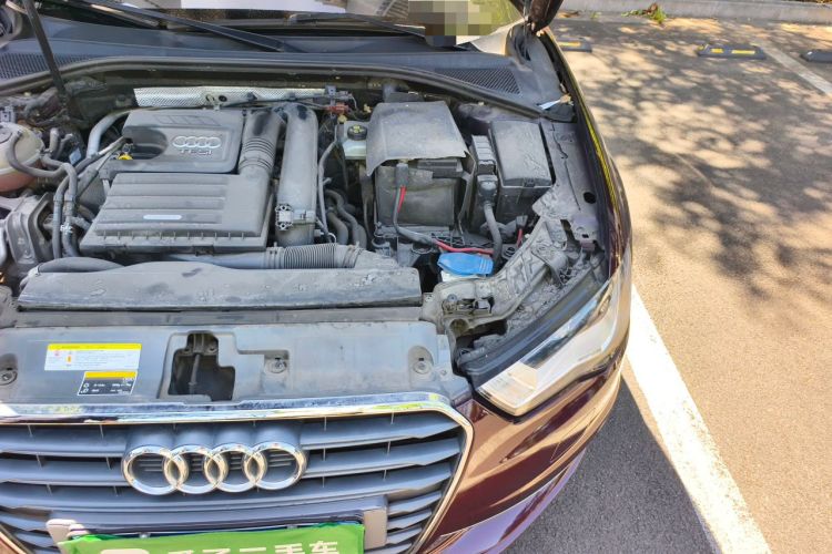 Used Audi A3 2016 Limousine 35 TFSI Ambition Edition Engine Bay Left