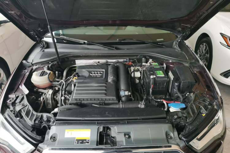 Used Audi A3 2016 Limousine 35 TFSI Prestige Edition Engine Bay