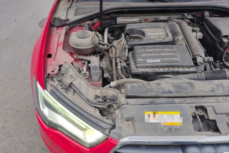 Used Audi A3 2016 Limousine 35 TFSI Prestige Edition Engine Bay Right