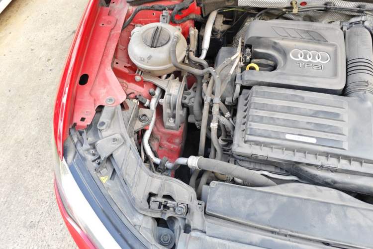 Used Audi A3 2016 Sportback 35 TFSI Ambition Engine Bay Right