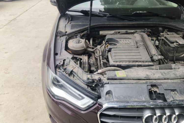 Used Audi A3 2016 Limousine 35 TFSI Style Edition Engine Bay Right