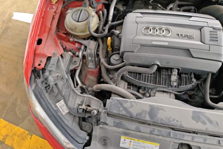 Used Audi A3 2016 Limousine 40 TFSI Style Edition Engine Bay Right