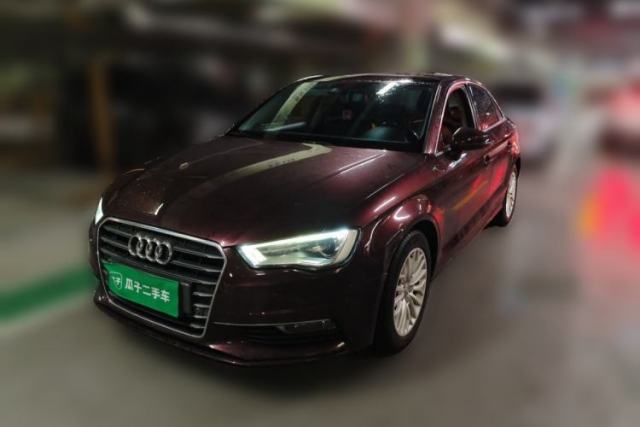 Audi A3 2016 Limousine 35 TFSI Prestige Edition с пробегом