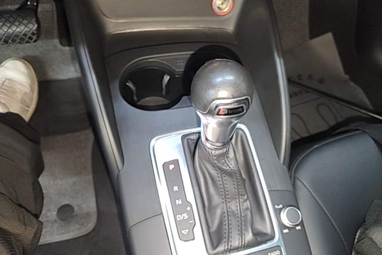 Used Audi A3 2016 Sportback 35 TFSI Ambition Gear Lever