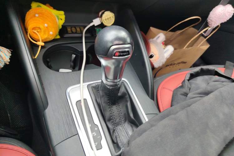 Used Audi A3 2016 Sportback 35 TFSI Ambition Gear Lever