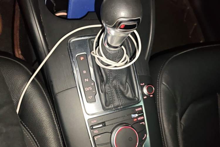 Used Audi A3 2016 Sportback 35 TFSI Style Edition Gear Lever
