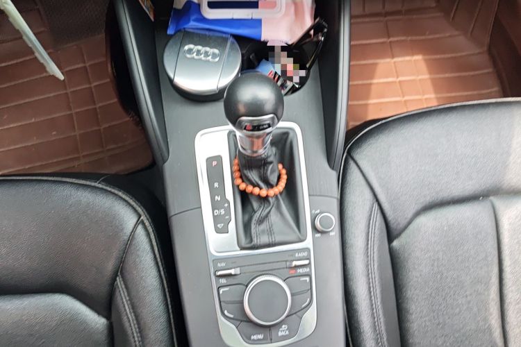 Used Audi A3 2016 Limousine 35 TFSI Prestige Edition Gear Lever