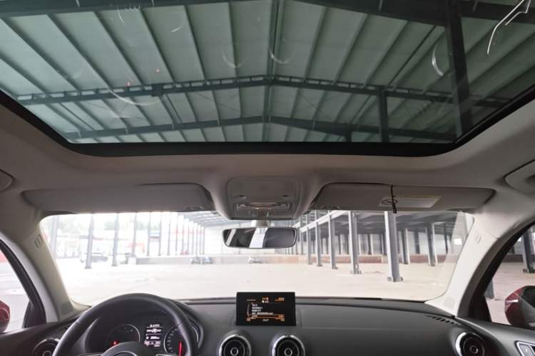 Used Audi A3 2016 Limousine 35 TFSI Style Edition Headliner