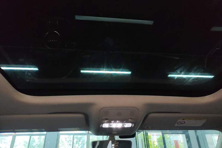 Used Audi A3 2016 Limousine 40 TFSI Style Edition Headliner