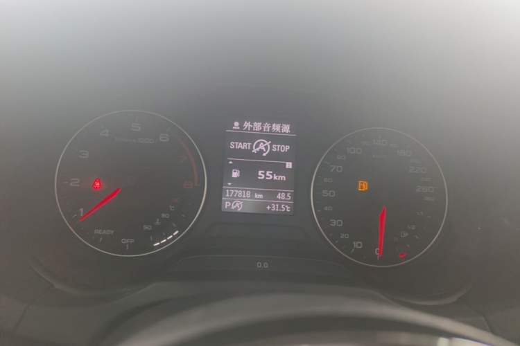 Used Audi A3 2016 Limousine 35 TFSI Ambition Edition Instrument Cluster