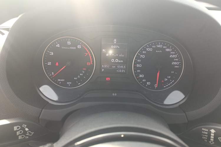 Used Audi A3 2016 Limousine 35 TFSI Style Edition Instrument Cluster