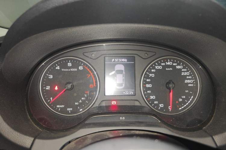 Used Audi A3 2016 Limousine 35 TFSI Ambition Edition Instrument Cluster