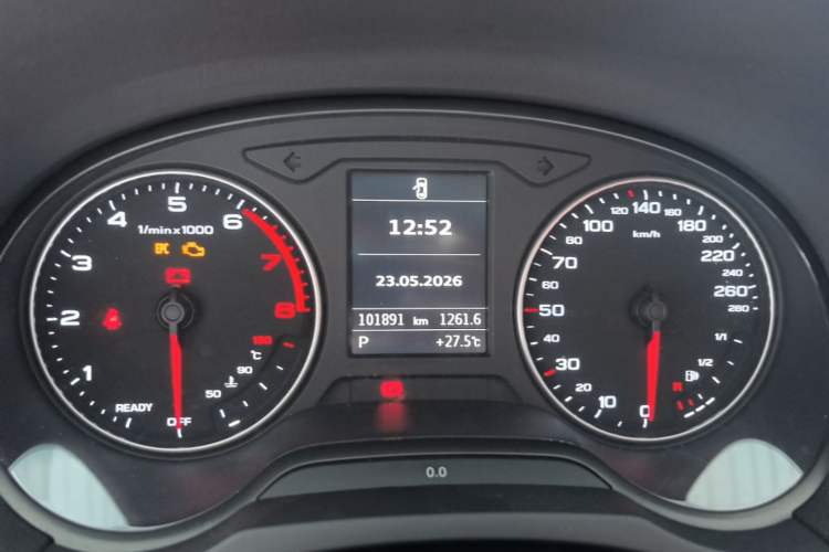 Used Audi A3 2016 Limousine 35 TFSI Prestige Edition Instrument Cluster
