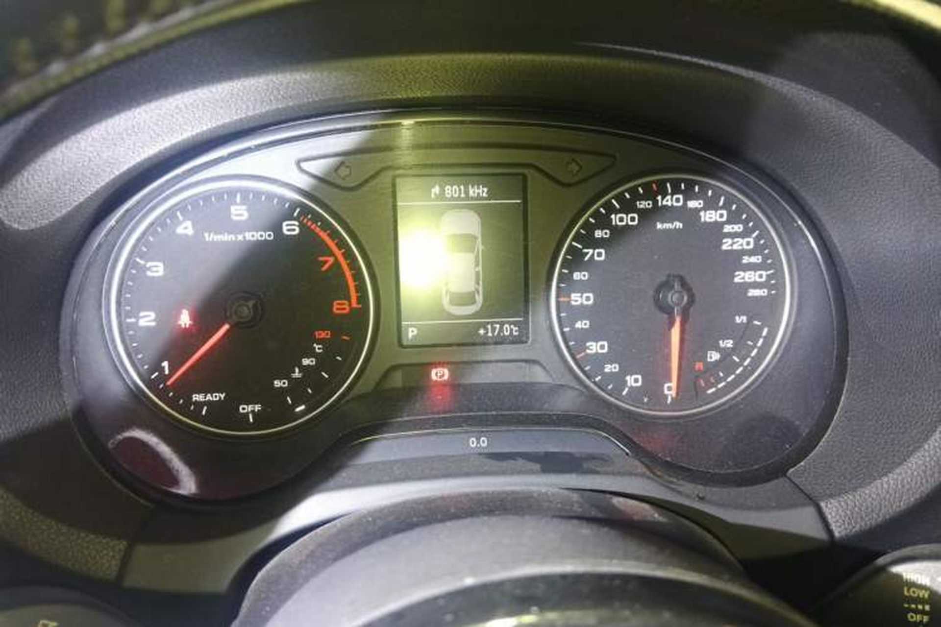 Used Audi A3 2016 Limousine 35 TFSI Ambition Edition Instrument Cluster
