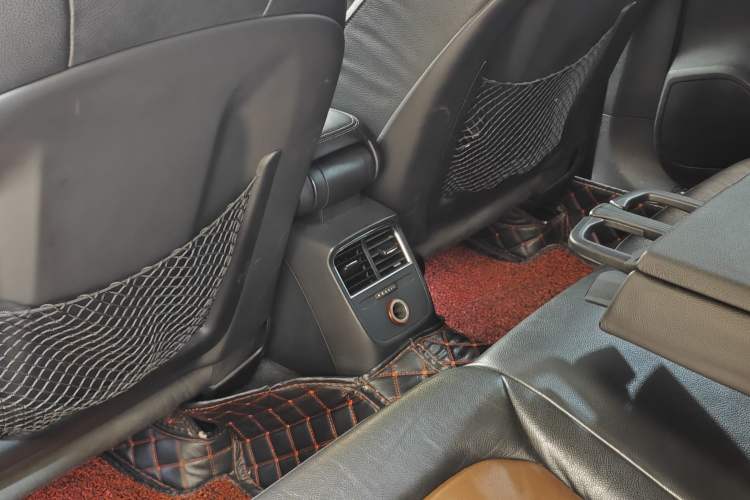 Used Audi A3 2016 Limousine 40 TFSI Style Edition Interior 3