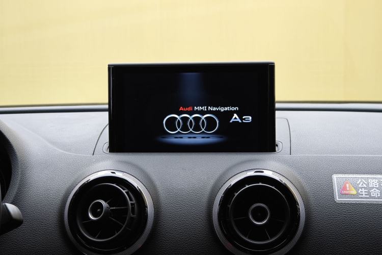Used Audi A3 2016 Limousine 40 TFSI Style Edition Interior 7