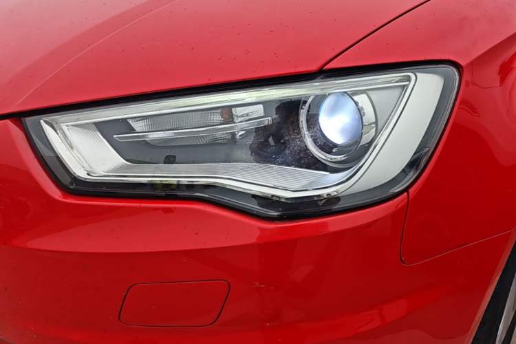 Used Audi A3 2016 Limousine 35 TFSI Prestige Edition Left Front Headlight