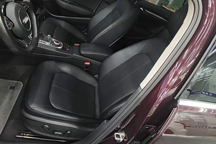 Used Audi A3 2016 Sportback 35 TFSI Ambition Left Front Seat