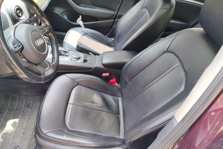 Used Audi A3 2016 Limousine 35 TFSI Prestige Edition Left Front Seat