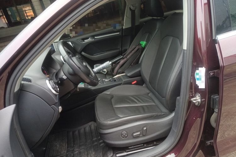 Used Audi A3 2016 Limousine 35 TFSI Style Edition Left Front Seat