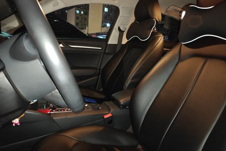 Used Audi A3 2016 Limousine 35 TFSI Ambition Edition Left Front Seat