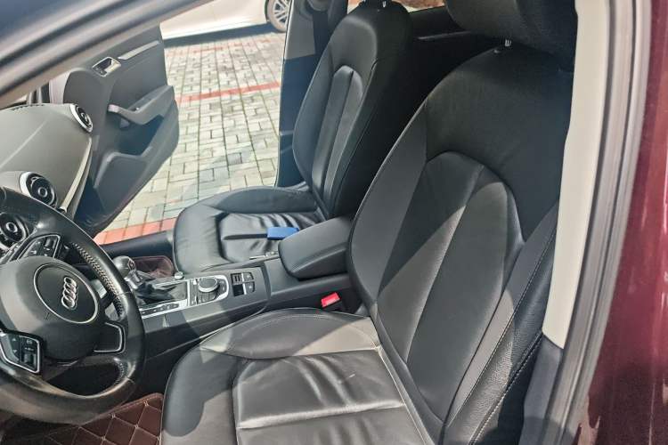 Used Audi A3 2016 Sportback 35 TFSI Style Edition Left Front Seat