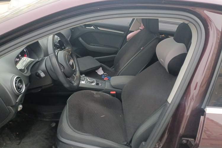 Used Audi A3 2016 Limousine 35 TFSI Prestige Edition Left Front Seat
