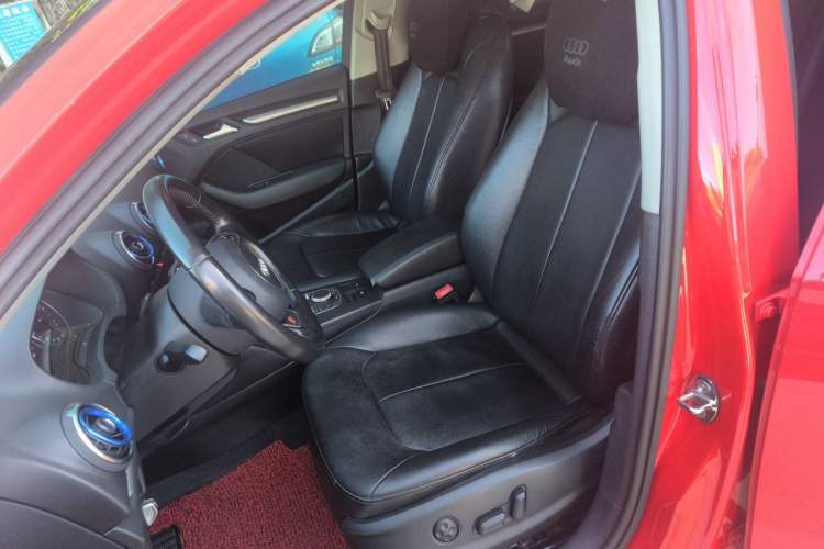 Used Audi A3 2016 Limousine 35 TFSI Prestige Edition Left Front Seat