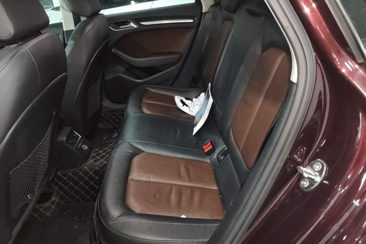 Used Audi A3 2016 Limousine 40 TFSI Style Edition Left Rear Seat