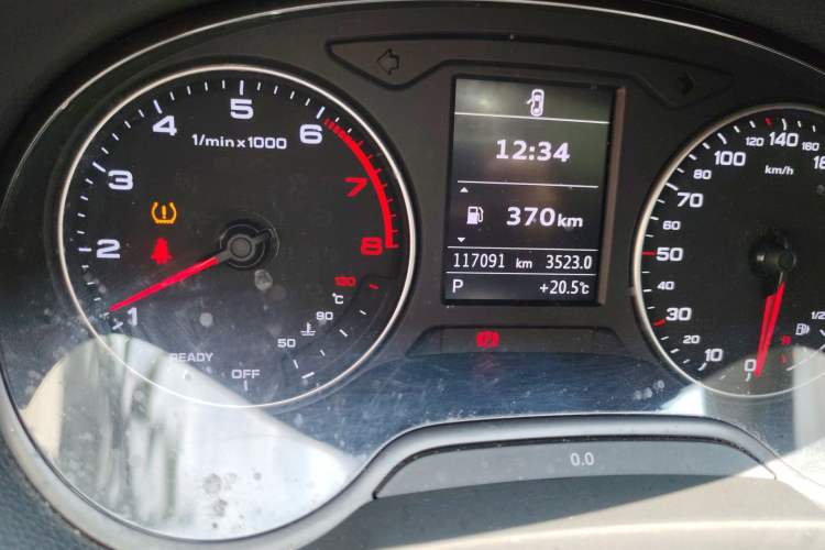 Used Audi A3 2016 Limousine 35 TFSI Prestige Edition Odometer Close Up