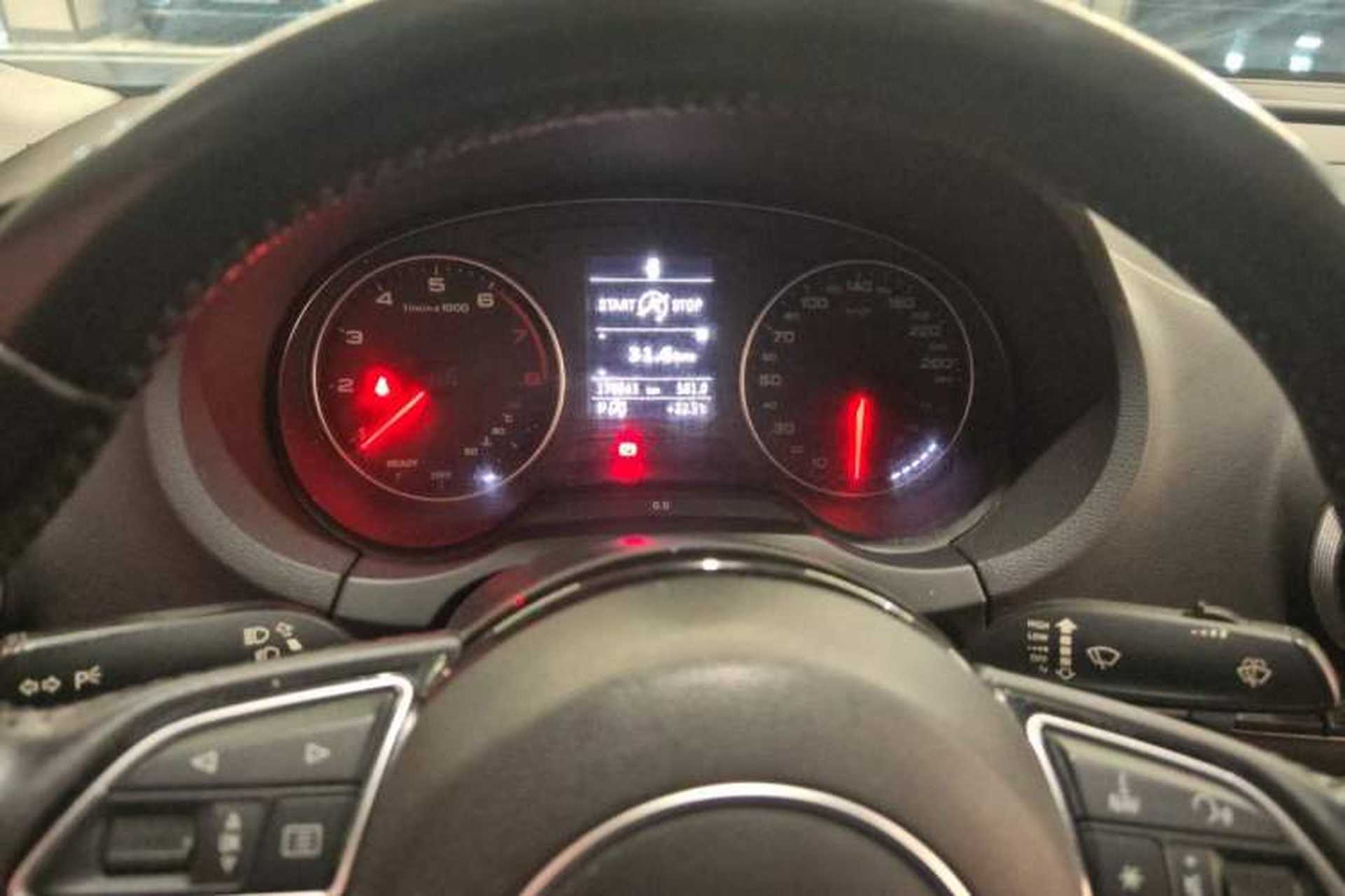 Used Audi A3 2016 Limousine 35 TFSI Style Edition Odometer Close Up