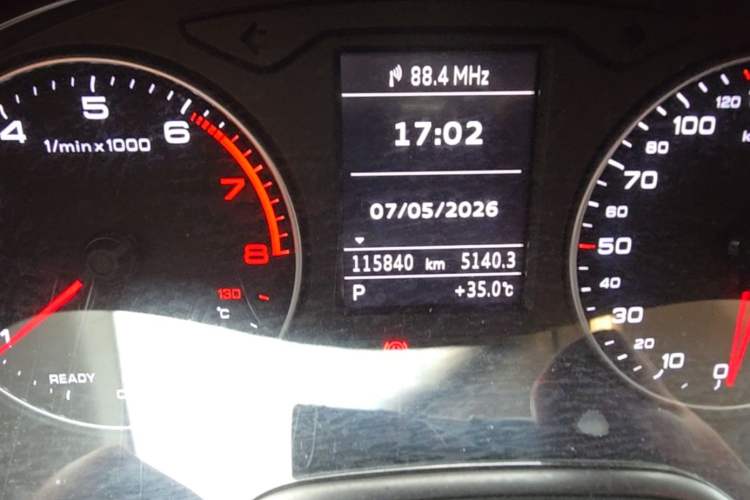 Used Audi A3 2016 Limousine 35 TFSI Ambition Edition Odometer Close Up