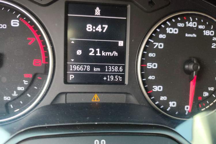 Used Audi A3 2016 Limousine 35 TFSI Prestige Edition Odometer Close Up
