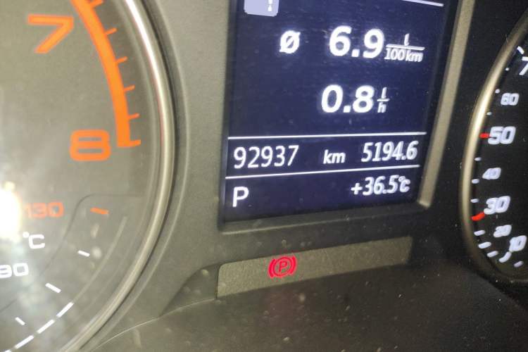 Used Audi A3 2016 Sportback 35 TFSI Style Edition Odometer Close Up