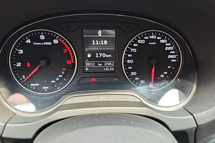 Used Audi A3 2016 Limousine 35 TFSI Prestige Edition Odometer Close Up