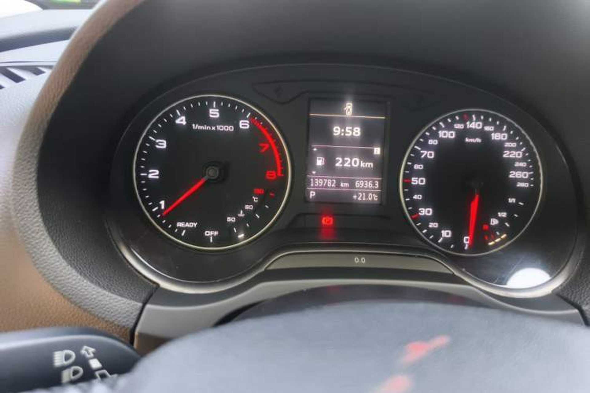 Used Audi A3 2016 Limousine 35 TFSI Ambition Edition Odometer Close Up