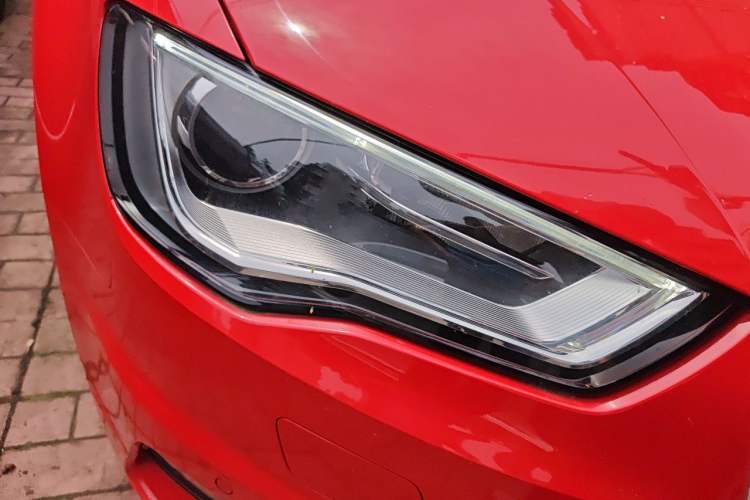 Used Audi A3 2016 Limousine 35 TFSI Prestige Edition Right Front Headlight
