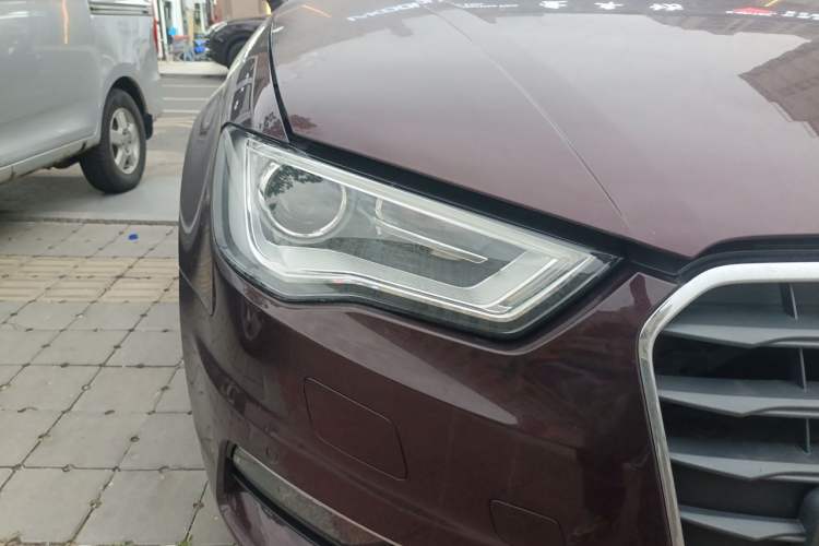Used Audi A3 2016 Limousine 35 TFSI Prestige Edition Right Front Headlight
