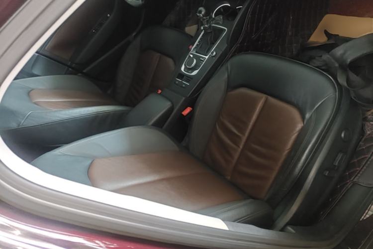Used Audi A3 2016 Limousine 40 TFSI Style Edition Right Front Seat